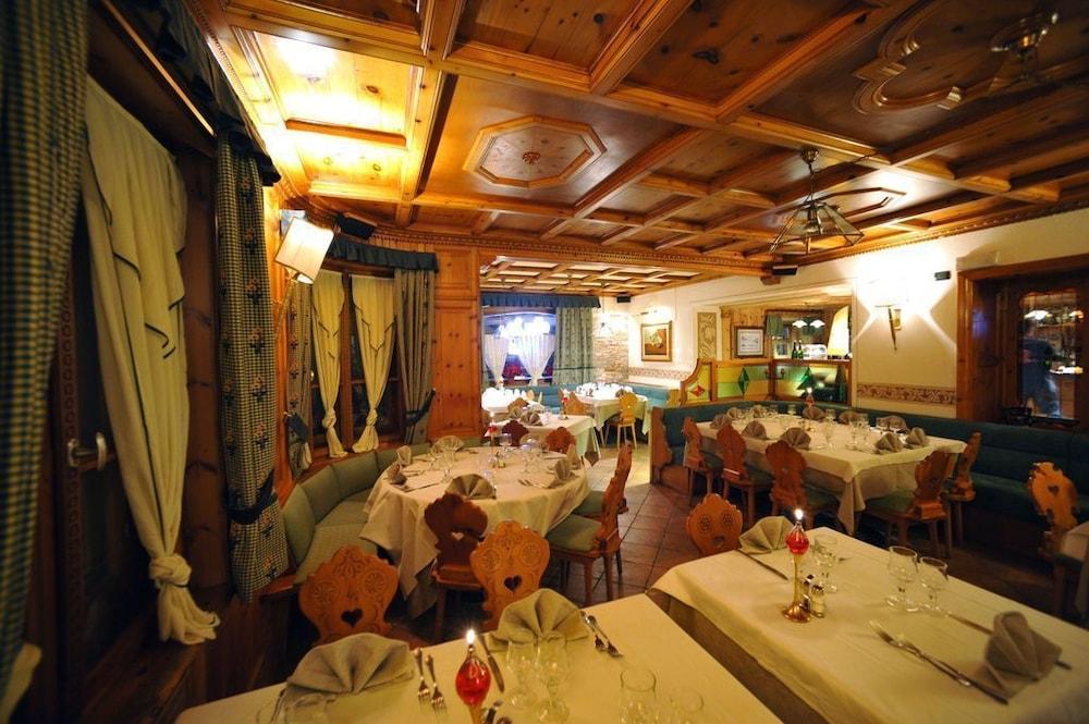 Hotel Alpina Livigno Esterno foto