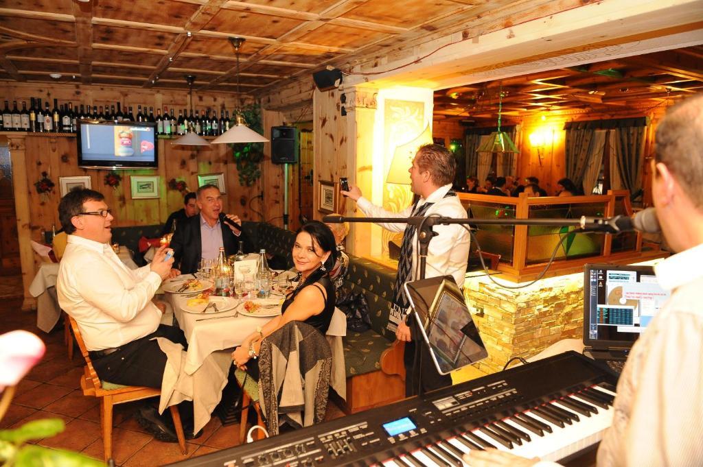 Hotel Alpina Livigno Esterno foto